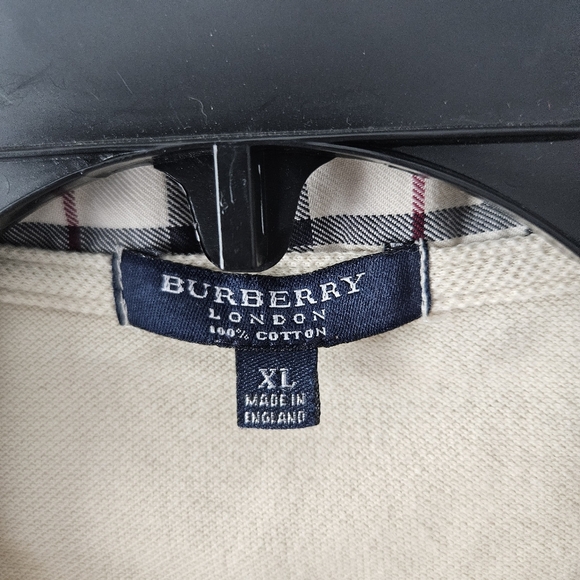 Burberry Women’s Polo Shirt Size XL - Picture 4 of 10